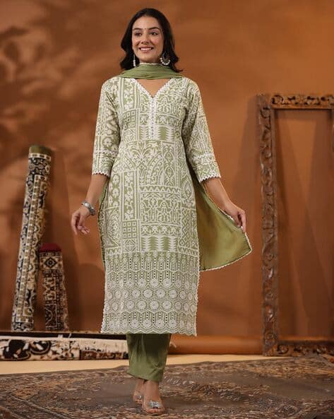 Women Printed Straight Kurta with Pants Dupatta