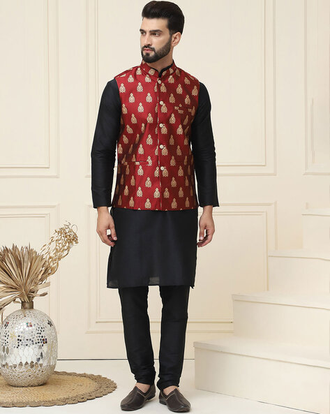 Sojanya Mandarin Collar Kurta Pyjama Set