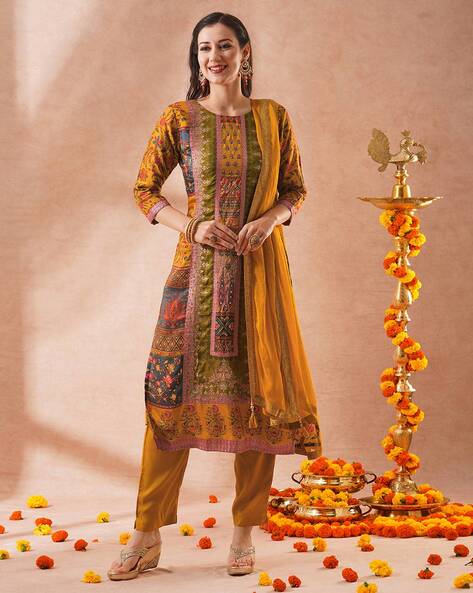 Embroidery Straight Kurta Set Price in India