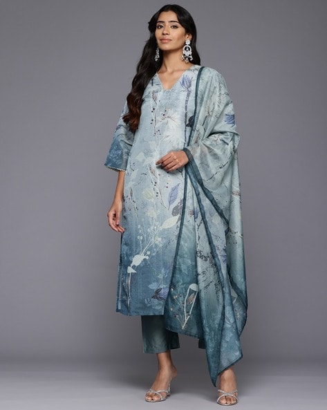 Varanga Women Printed Straight Kurta Set