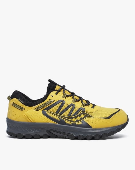 Men Grid Peak Lace-Up Sneakers