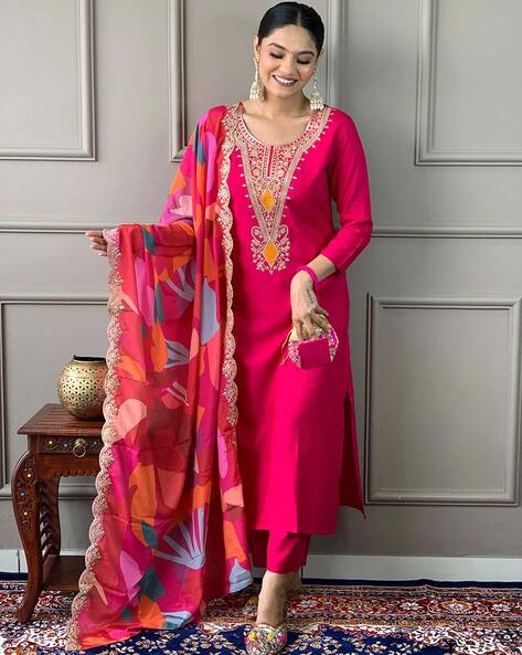 Women Embroidered Straight Kurta Set