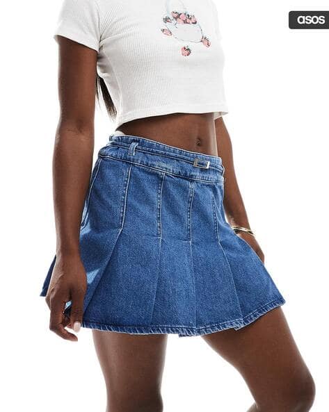Denim Pleated Mini Skirt with Belt In Midwash