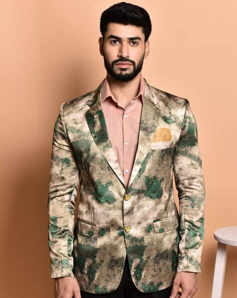 Men Floral Print Regular Fit Blazer with Full Sleeves