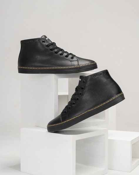 Red tape men black sneakers online