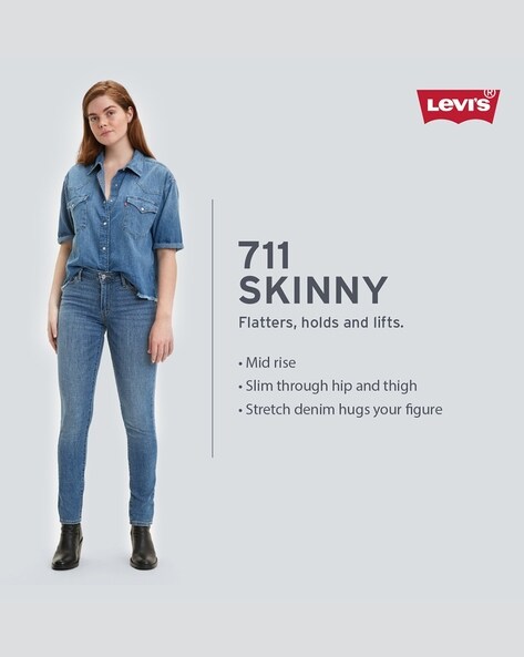 Lightly Washed 711 Skinny Fit Jeans