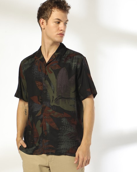 Men Leaf Print Regular Fit Shirt