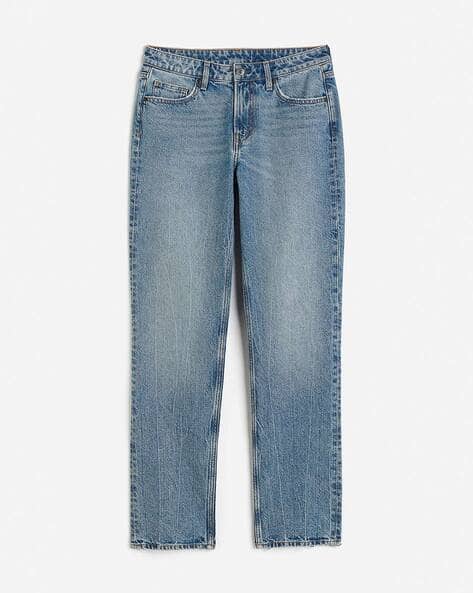 Women Lightly Washed Curvy Fit Straight Jeans - Main Image