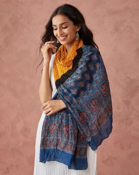 Women Floral Stole Price in India