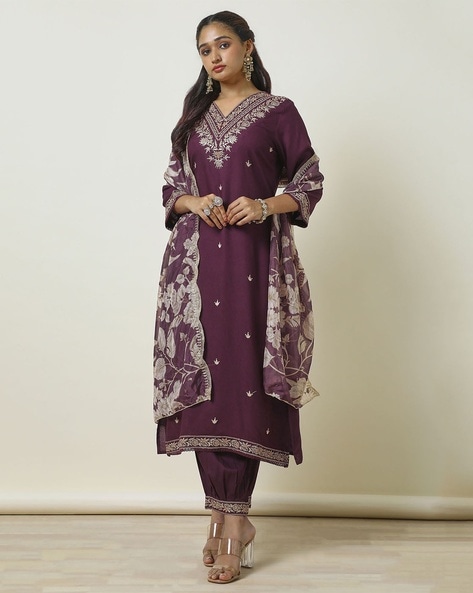 Women Embroidery Kurta Set Price in India