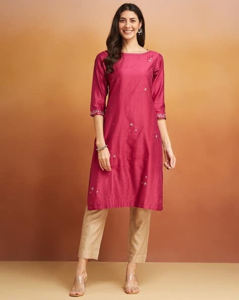 Buy Magenta Kurtas for Women by Fabindia Online
