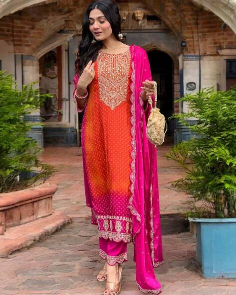 Women Embroidered Straight Kurta Set