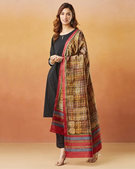 Women Printed Silk Dupatta Price in India