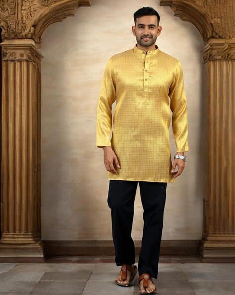 TATTVA Mandarin Collar Short Kurta