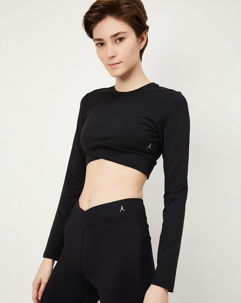 Sportswear slim fit crop top online