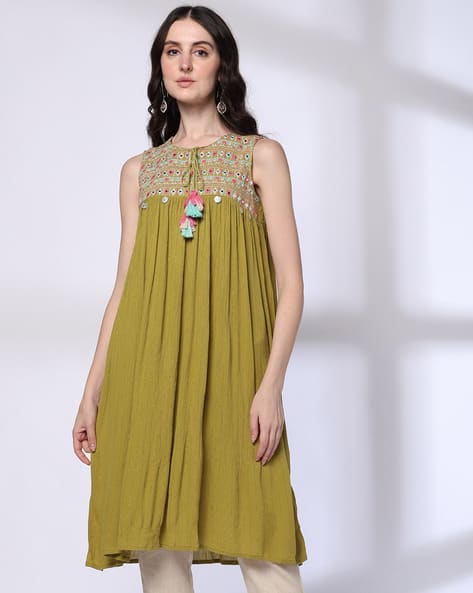 Fusion Women Relaxed Fit Tunic with Embroidered Yoke deal from ajio