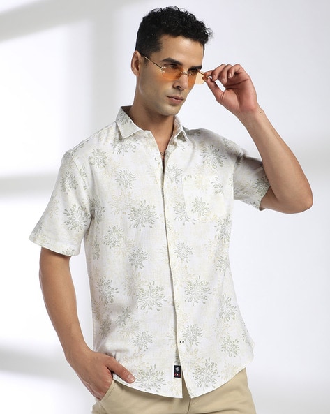 Men Floral Print Slim Fit Shirt