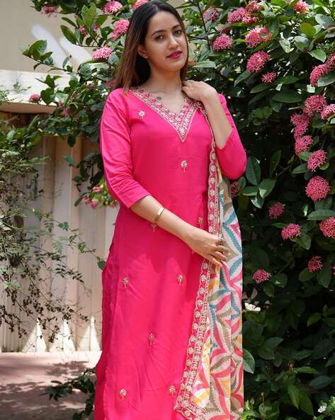 Women Embroidered Straight Kurta Set Price in India