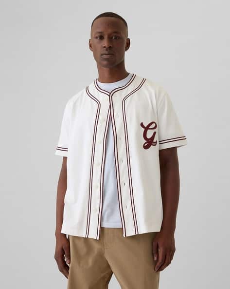 Buy White Tshirts for Men by GAP Online | Ajio.com