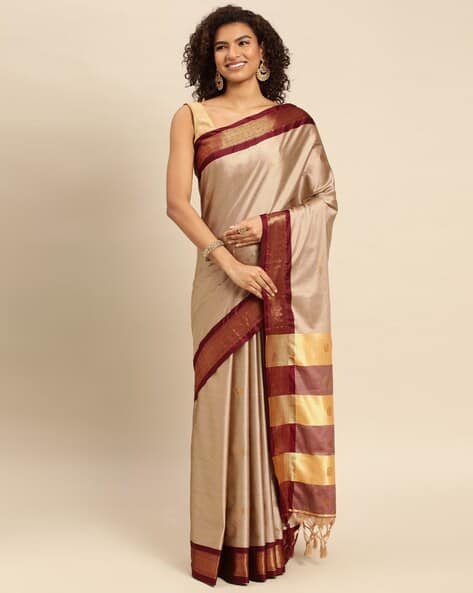 Villagius Women Woven Saree with Contrast Border