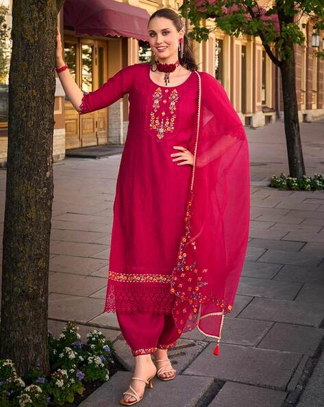 Women Embroidered Straight Kurta Set Price in India