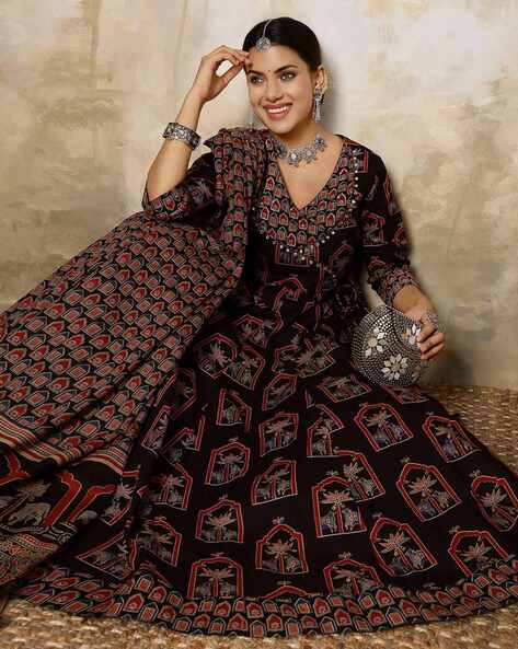 Women Printed Flared Kurta Set