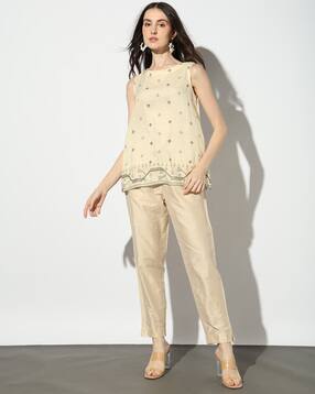 svrnaa by azorte Solid Straight Pants-picture-42