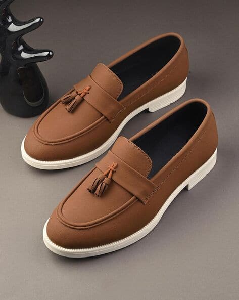 Mactree Men Casual Shoes with Suede Upper