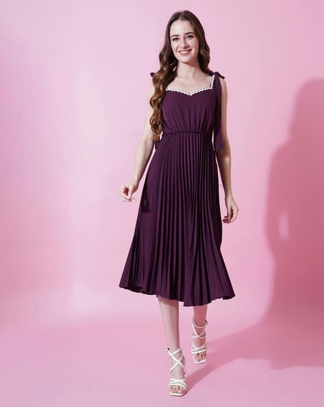 Women fit and flare dress