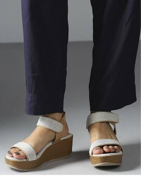 INC 5 Women Regular Fit Chunky Heeled Platforms with Round Toes