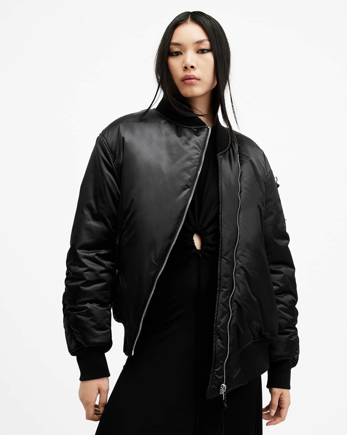 -1117Wx1400H-469678200-black-