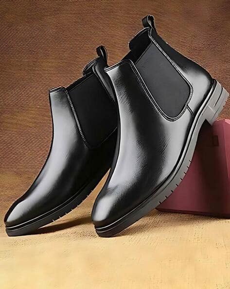 Chelsea Boots with Synthetic upper