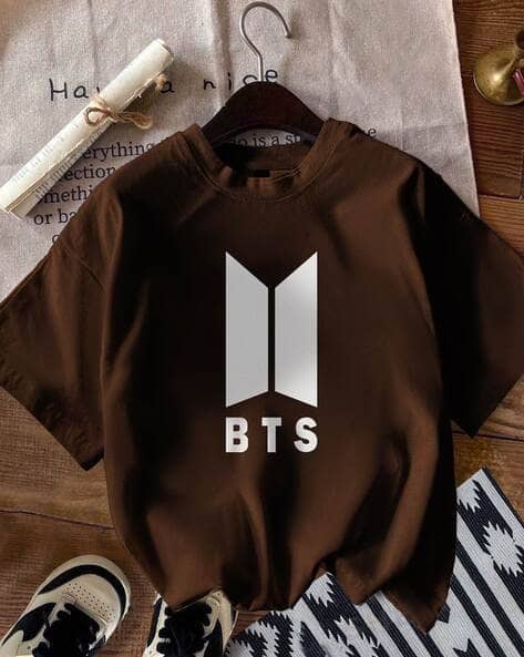 Women Typographic Print Oversized Round-Neck T-Shirt