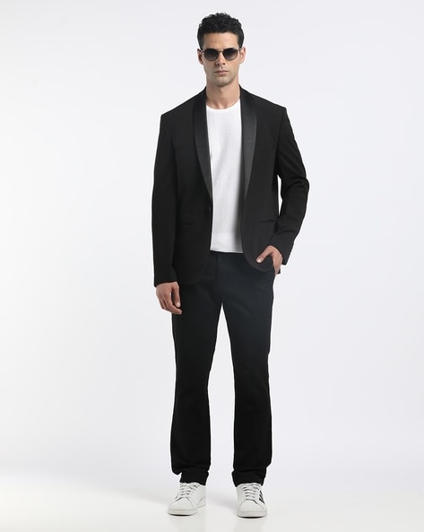 Structured Relaxed Fit Single-Button Tuxedo Blazer