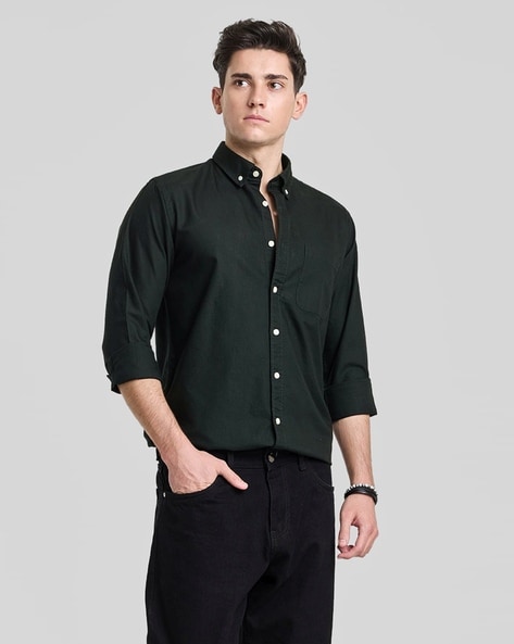 Men Solid Slim Fit Shirt