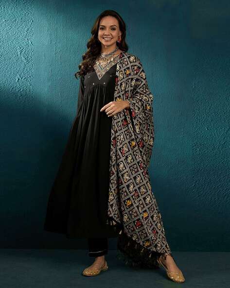 Women Block Print Dupatta Price in India