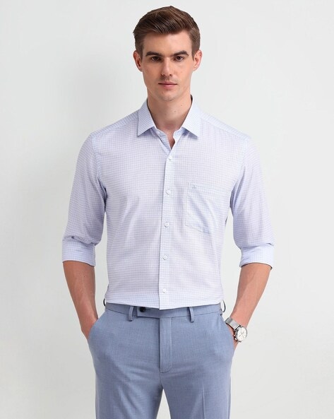 Men Checked Slim Fit Cotton Shirt with Patch Pocket