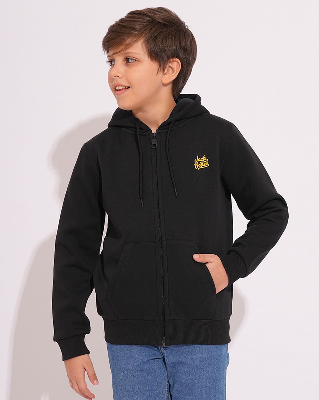 -1117Wx1400H-442783858-black-