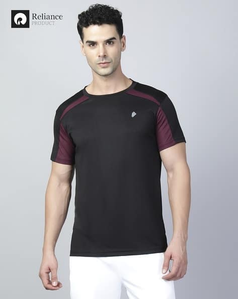 XLERATE Men Colourblock Regular Fit Crew-Neck T-Shirt