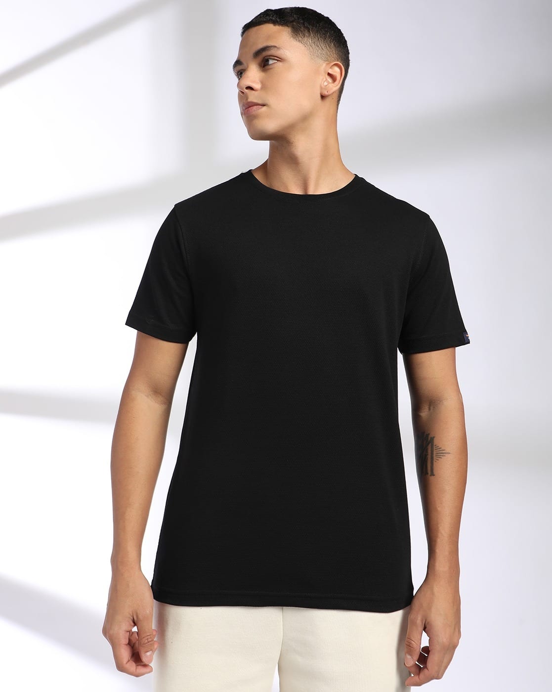 Teamspirit Men Popcorn Pattern Regular Fit Crew-Neck T-Shirt For Men (Black, L)