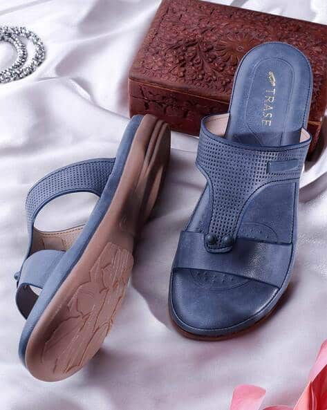Women Slip-On Regular Fit Flat Sandals