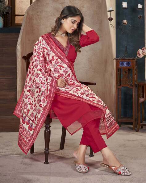 Women  Straight Kurta Set Price in India