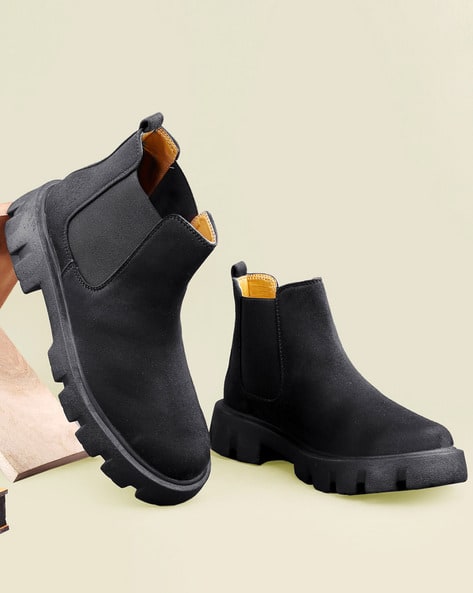 Chelsea Boots with Velvet upper
