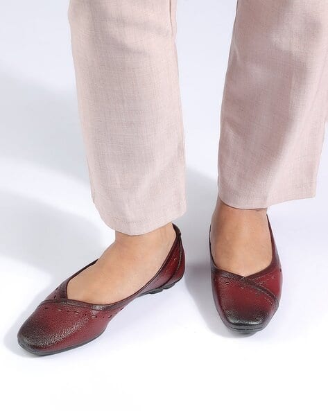 Women Slip-On Ballerinas - Main Image