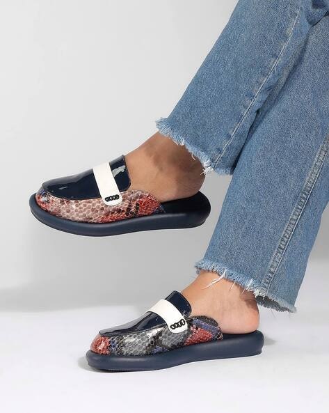 Catwalk Women Croc-Embossed Mules