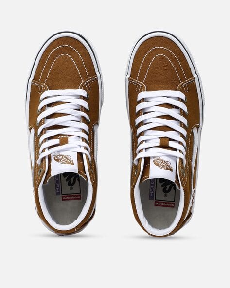 Men UA Old Skool Overt CC Mid-Top Lace-Up Sneakers