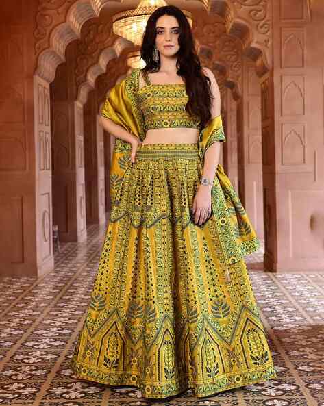 Woman Lehenga Choli Set with Dupatta