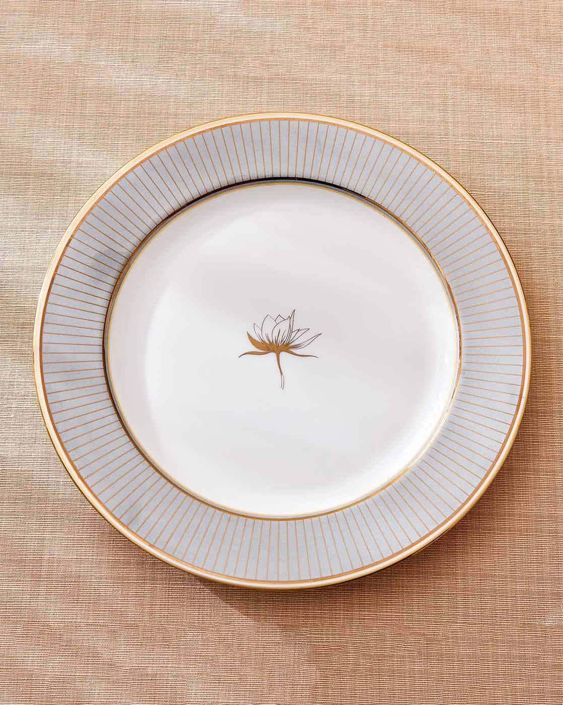 Myntra Buy Porcelain Plates Buy White Serveware For Home