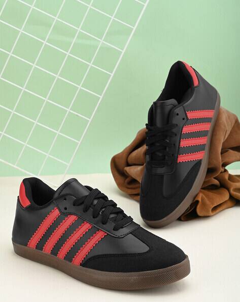 FASHION VICTIM Men Lace-Up Sneakers with Faux leather upper