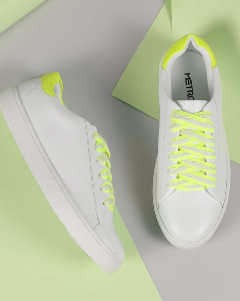 Metro Women Lace-Up Sneakers